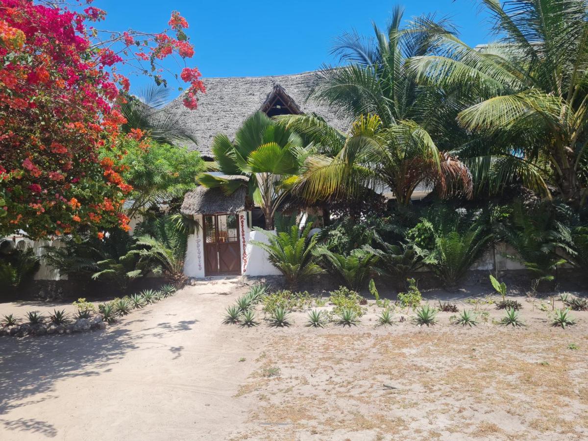 Beachfront Villa Ladha Ya Zanzibar Jambiani  Buitenkant foto