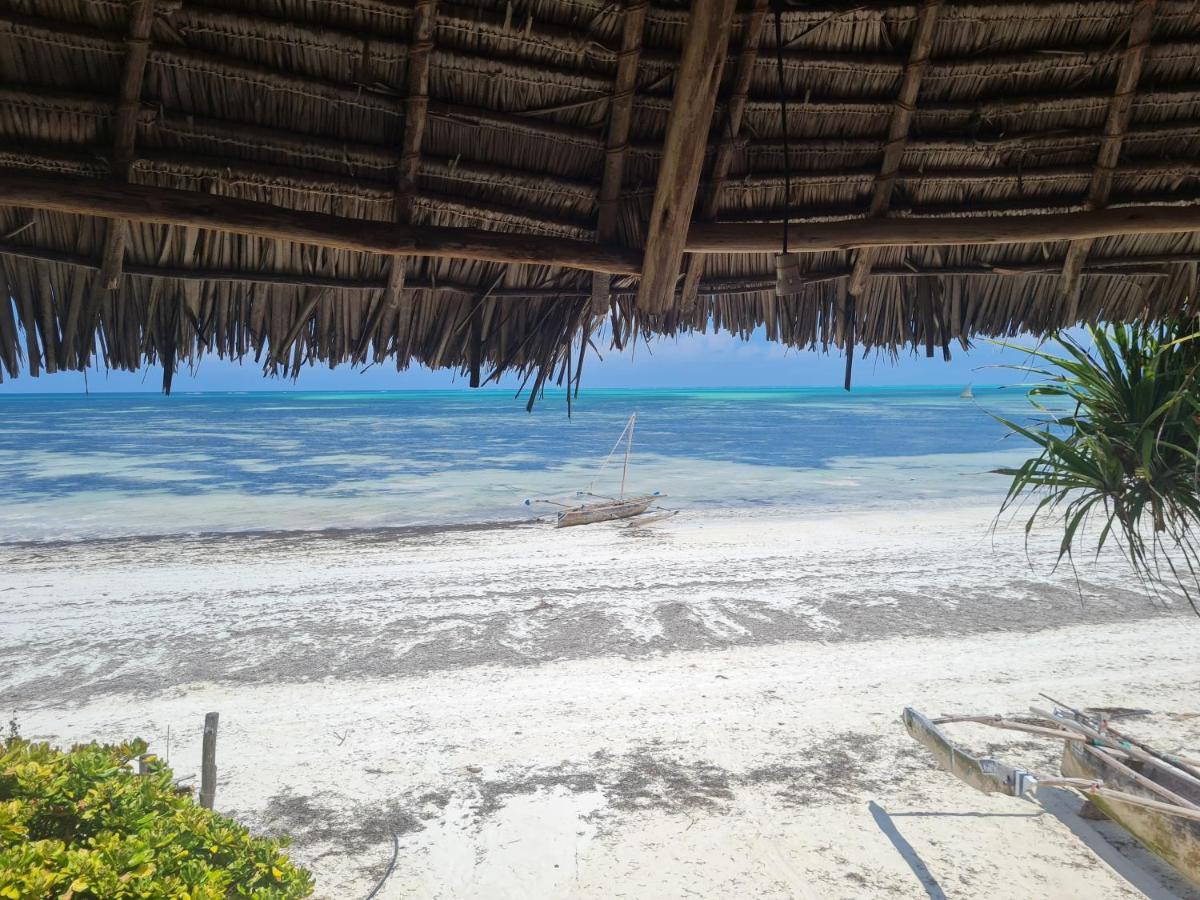 Beachfront Villa Ladha Ya Zanzibar Jambiani  Buitenkant foto