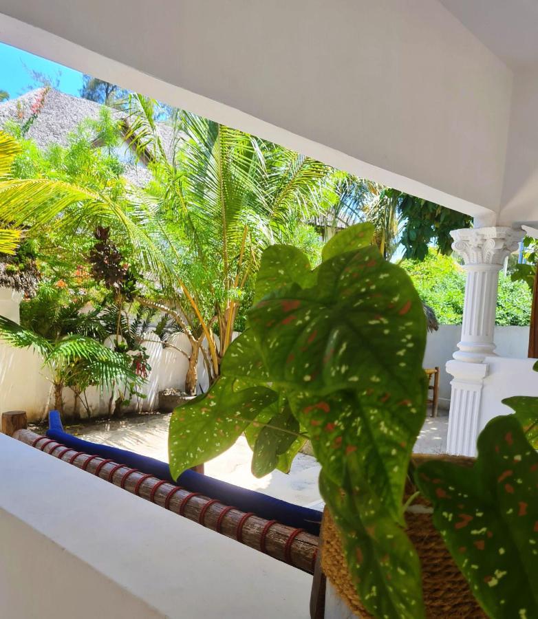Beachfront Villa Ladha Ya Zanzibar Jambiani  Buitenkant foto