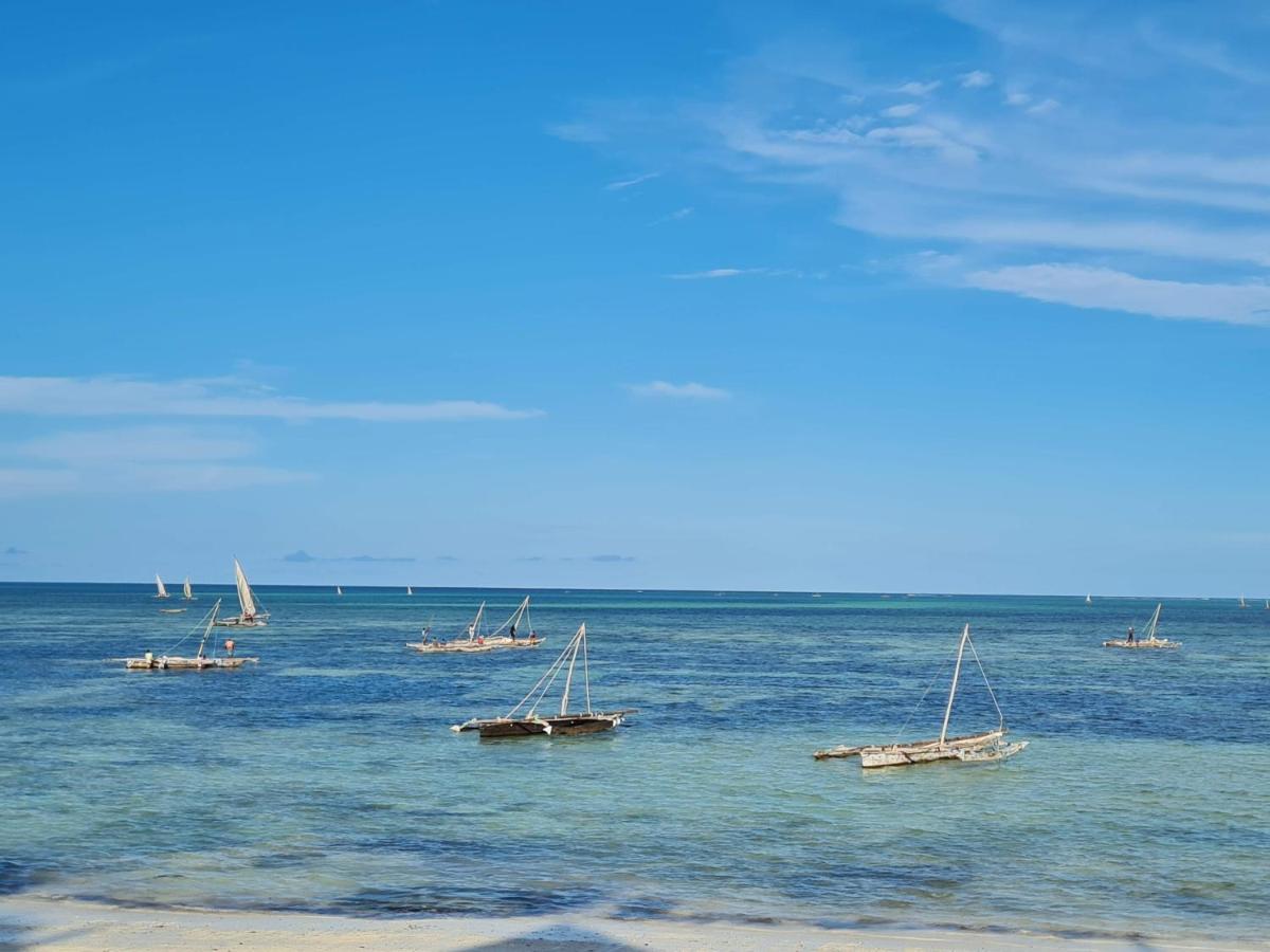 Beachfront Villa Ladha Ya Zanzibar Jambiani  Buitenkant foto