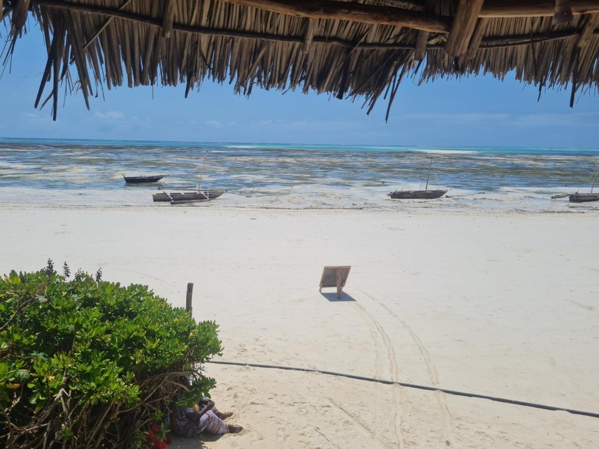 Beachfront Villa Ladha Ya Zanzibar Jambiani  Buitenkant foto