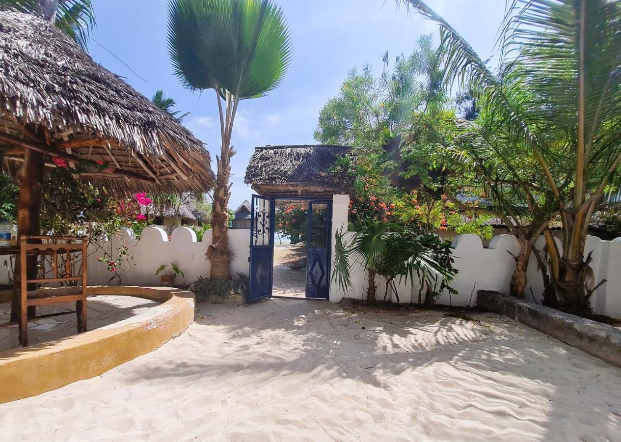 Beachfront Villa Ladha Ya Zanzibar Jambiani  Buitenkant foto