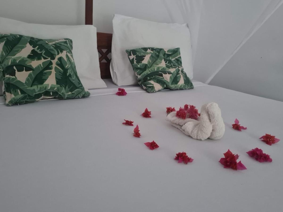 Beachfront Villa Ladha Ya Zanzibar Jambiani  Buitenkant foto