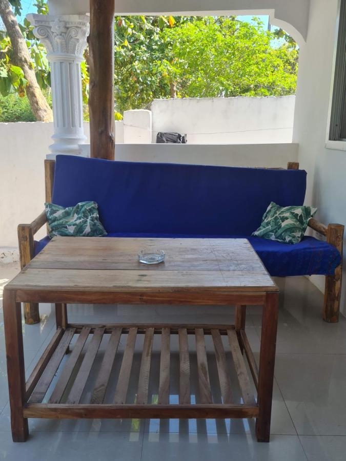 Beachfront Villa Ladha Ya Zanzibar Jambiani  Buitenkant foto