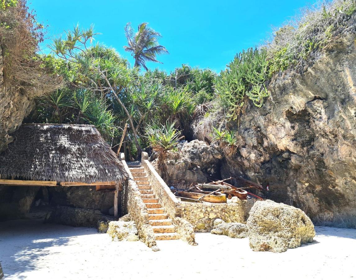 Beachfront Villa Ladha Ya Zanzibar Jambiani  Buitenkant foto