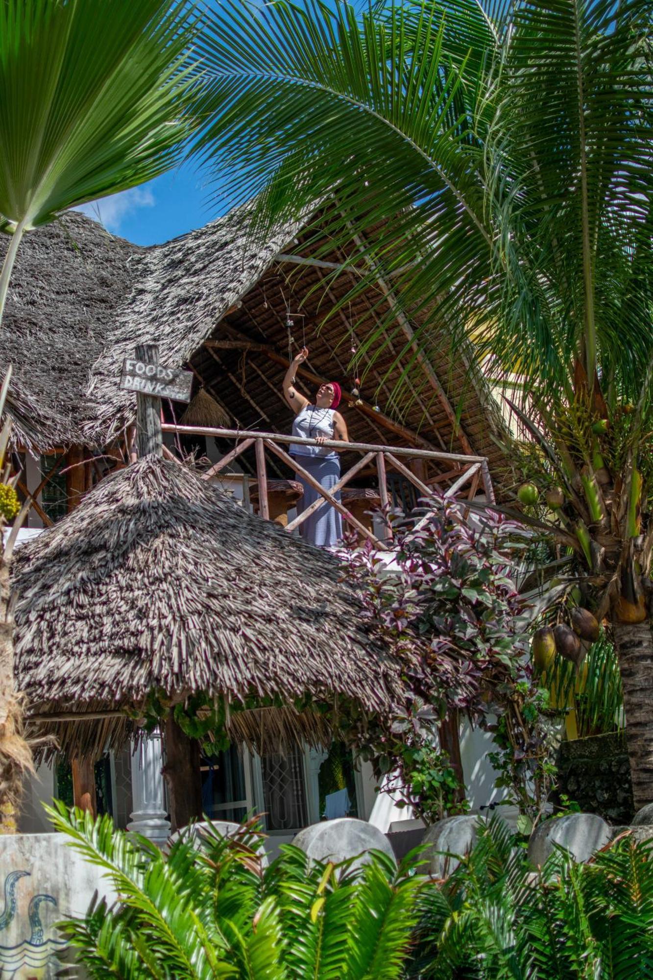 Beachfront Villa Ladha Ya Zanzibar Jambiani  Buitenkant foto