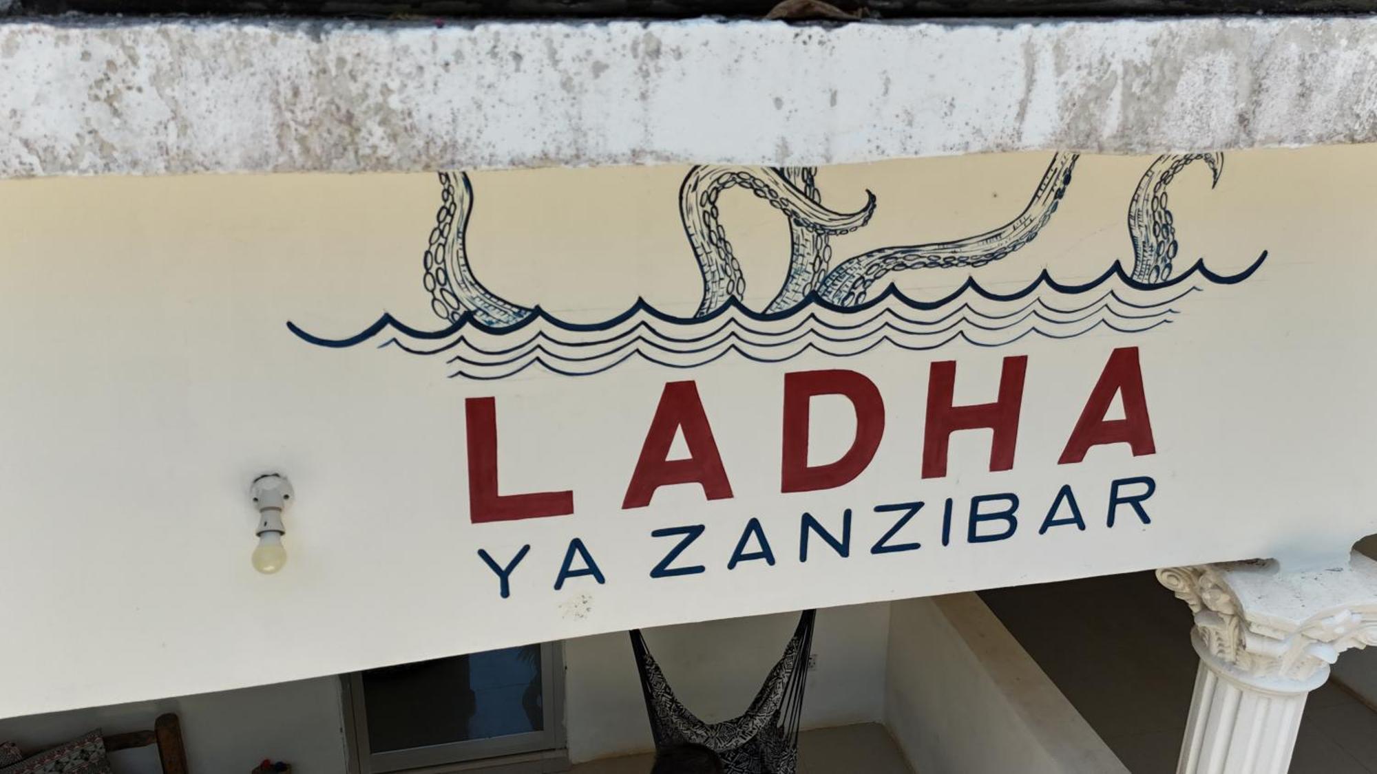 Beachfront Villa Ladha Ya Zanzibar Jambiani  Buitenkant foto